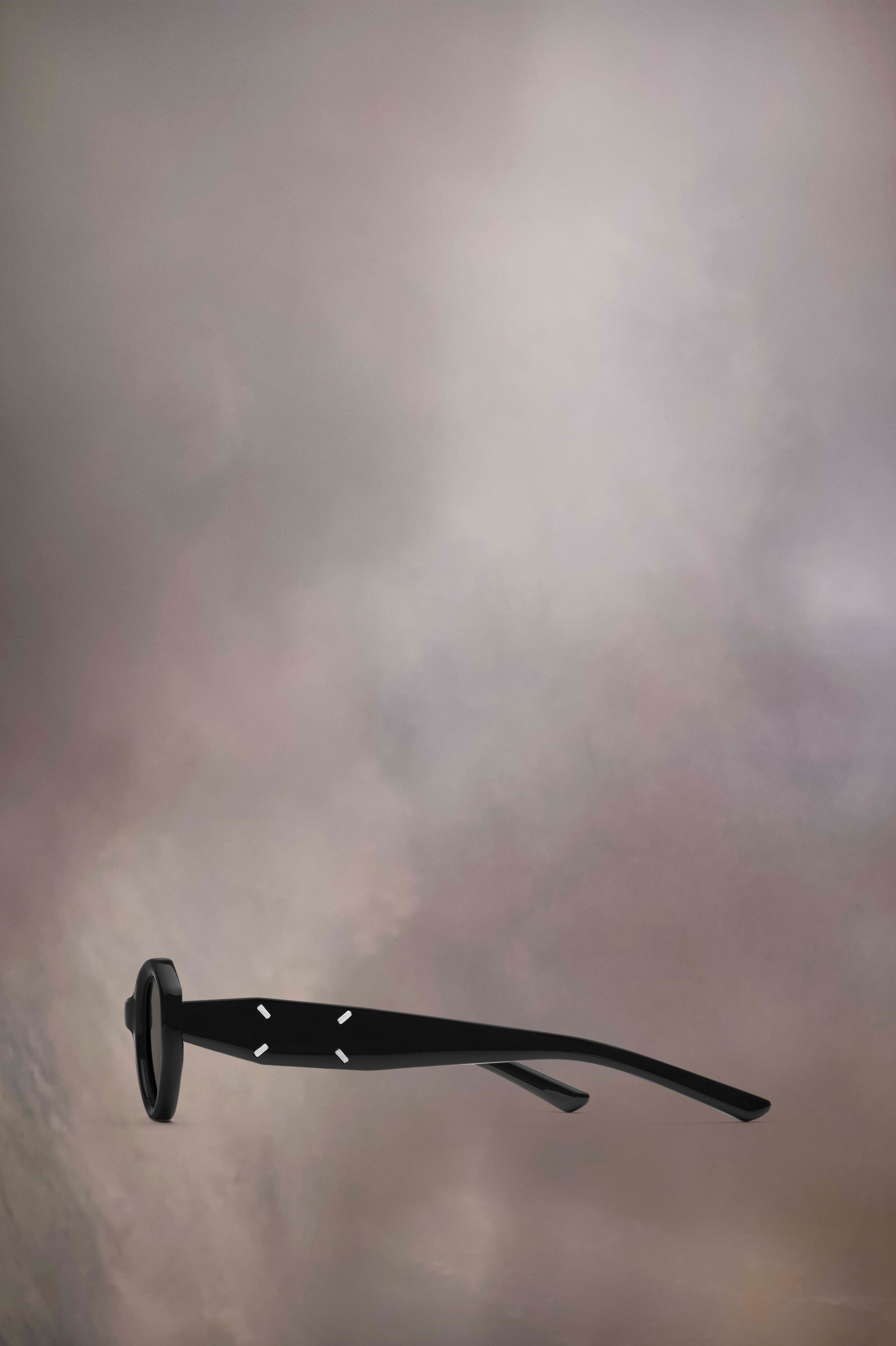 Lunettes de soleil carrées noires x Gentle Monster​