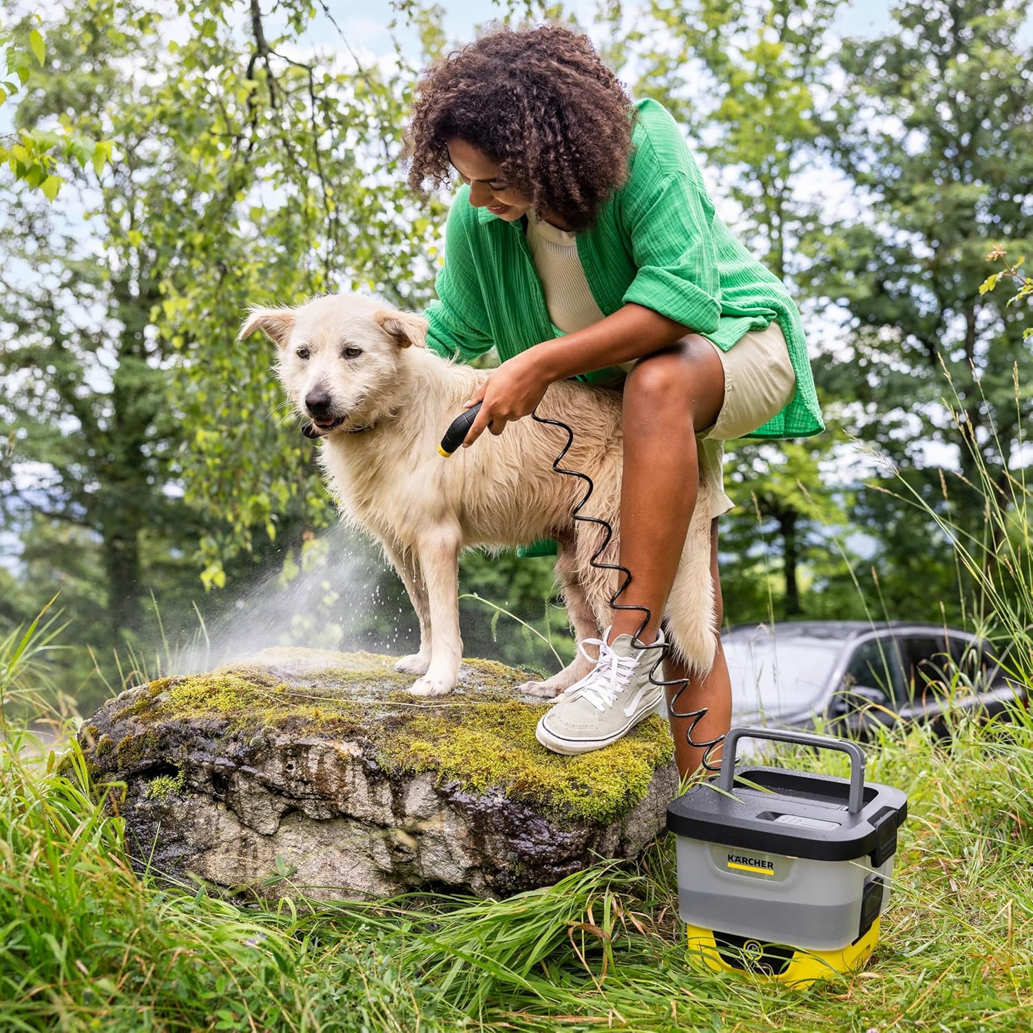Kärcher Mobile Outdoor Cleaner OC 4, Fördermenge: 2 l/min, Gewicht: 3,1 kg, Wassertank: 8 l, Lithium-Ionen-Akku, Spiralschlauch, Gerätefilter, Abnehmbarer Wassertank, schonender Niederdruck