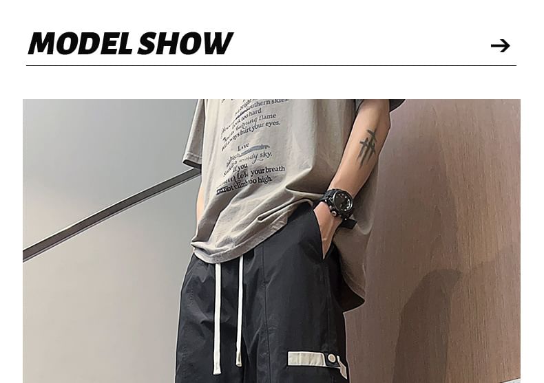 Dandyluxe - Effen cargobroek met trekkoord in de taille en rechte pijpen