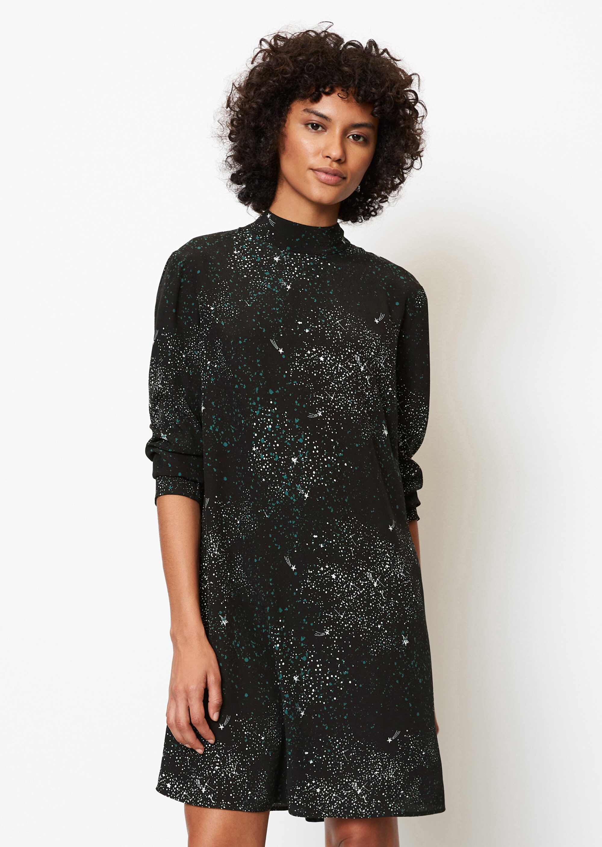 Kurzes A-Linien-Kleid AOP aus ECOVERO™ LENZING™
