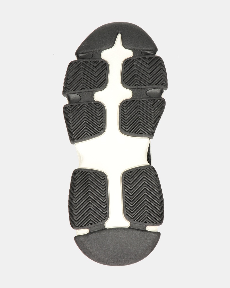 Steve Madden Possession-E Dad Sneakers  - multi