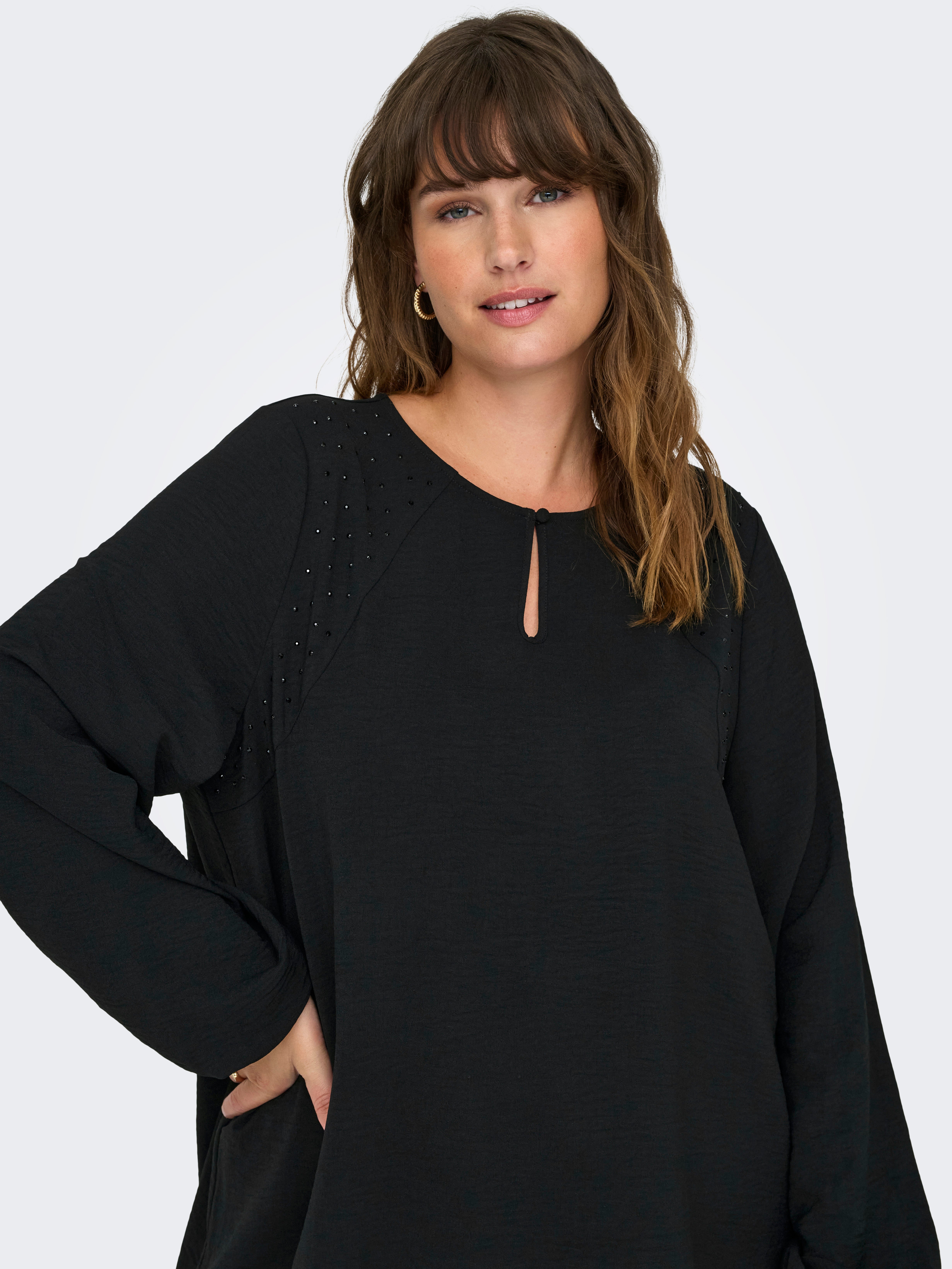 CARMETTA Top Black