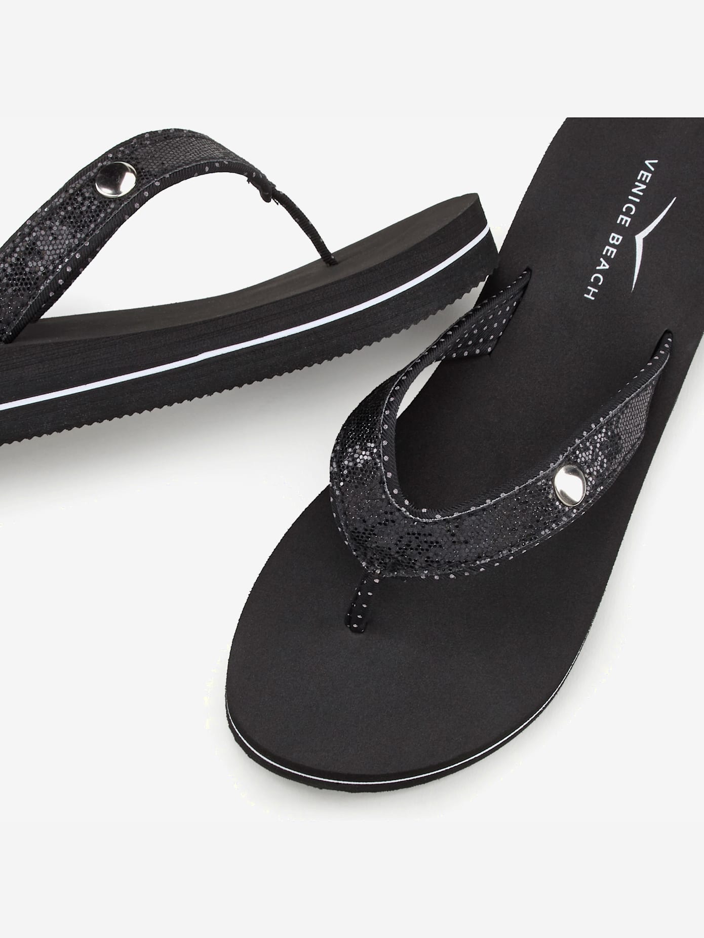 Tongs sandales flip-flop en matière imperméable