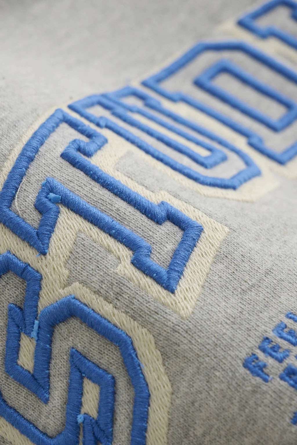 Daily7 sweater grijs melange