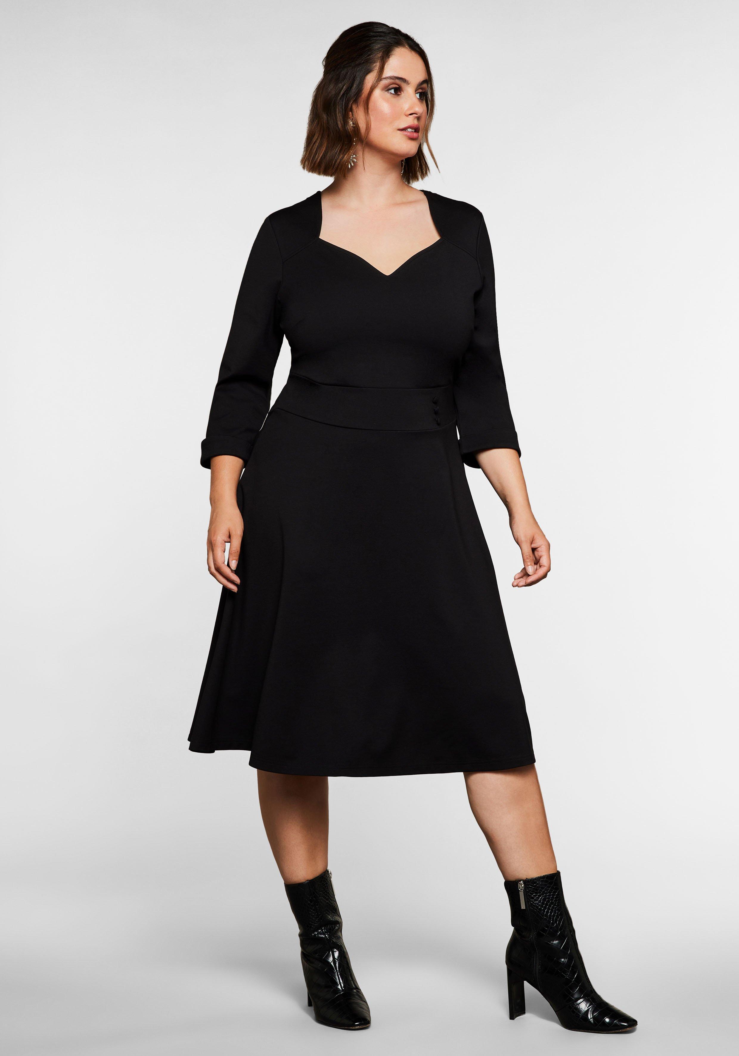 Jerseykleid mit Herzausschnitt und Taillenband