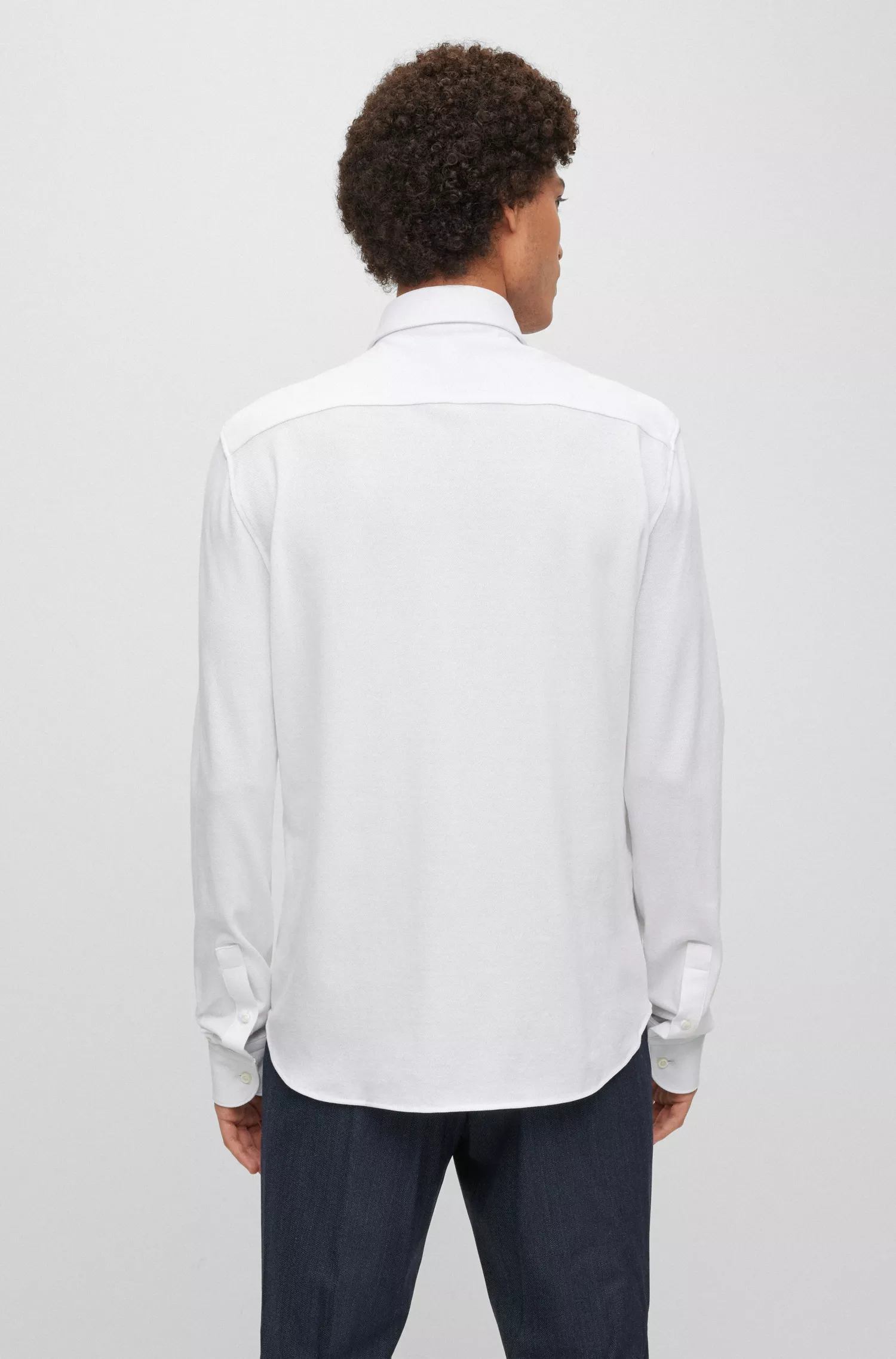 Camisa BOSS preta de corte regular em malha de algodão puro