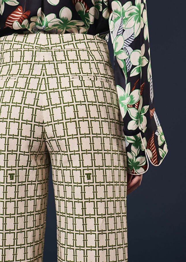 Pantalon Primaveraécru à motif graphique vert