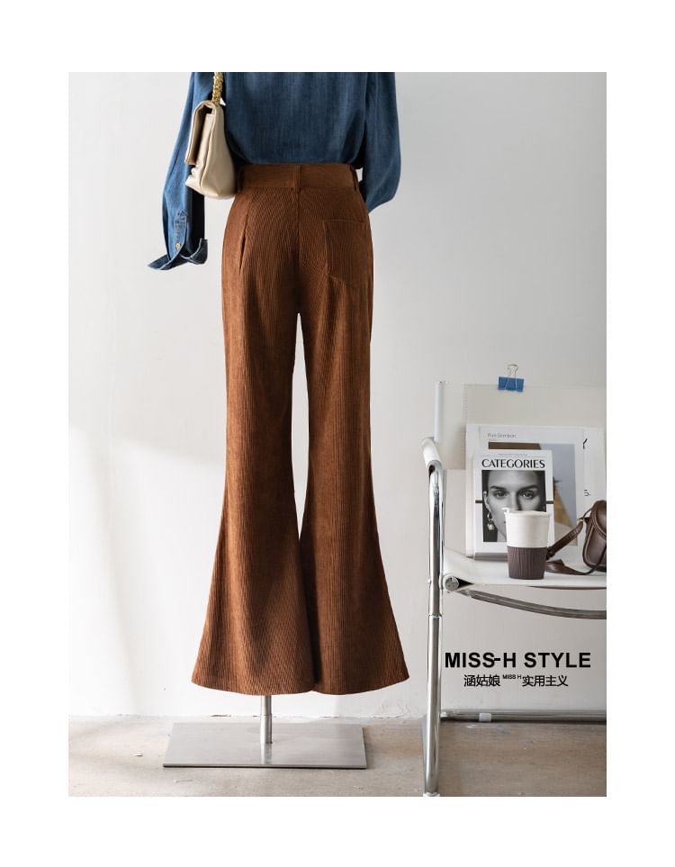 Cossita - Corduroy broek met hoge taille en uitlopende pijpen