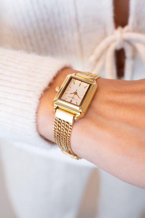 Rechthoekig horloge met kettingen
