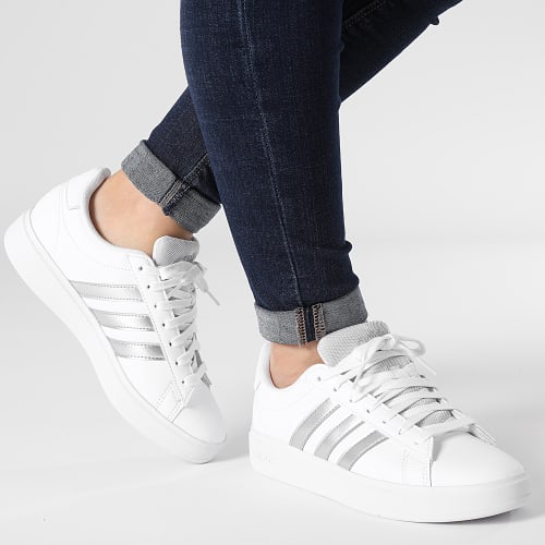 Baskets Femme Grand Court 2.0 ID4485 White Silver Metallic