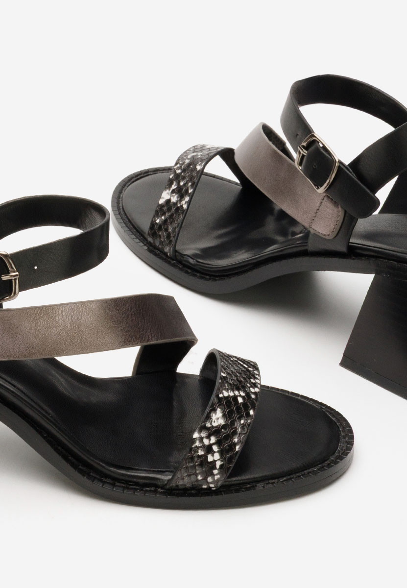 Sandales à talon épais noires Lakendra