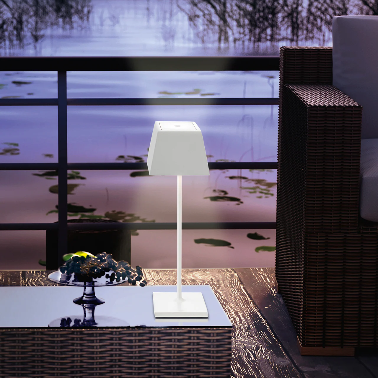 Nuindie LED Akku Tischleuchte Außentischleuchte IP54 anthrazit eckig Sigor Tischlampe