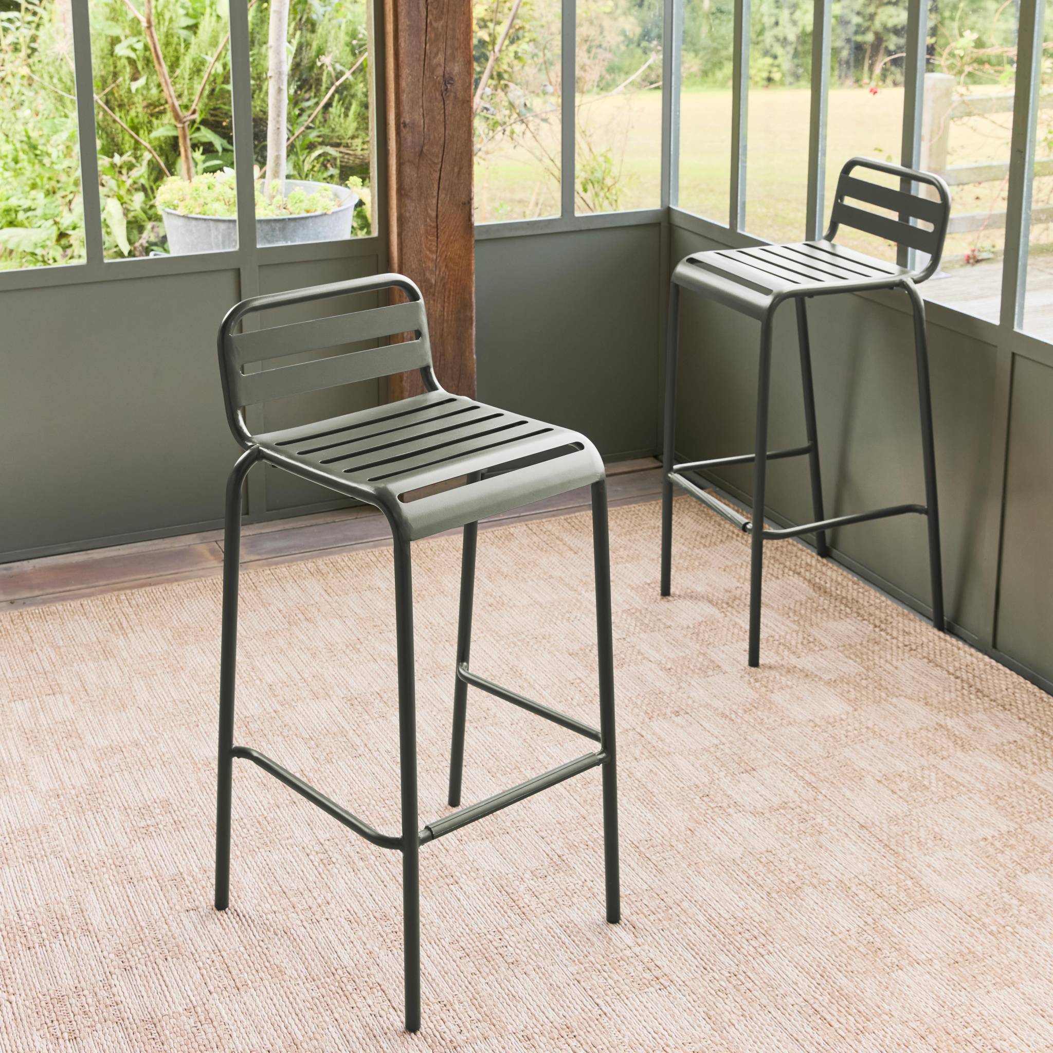 sweeek - Stalen tuinstoel (set van 2)