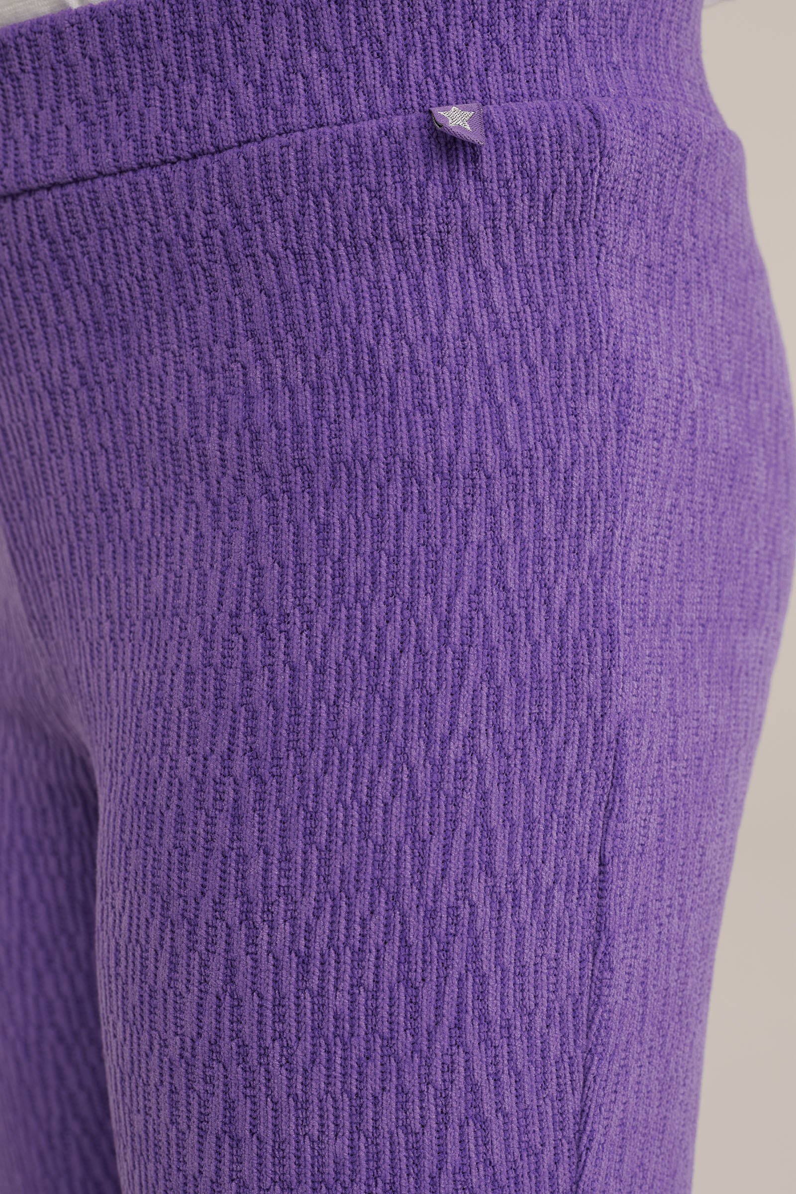 Meisjes flared legging met structuur WE Fashion Lavendel
