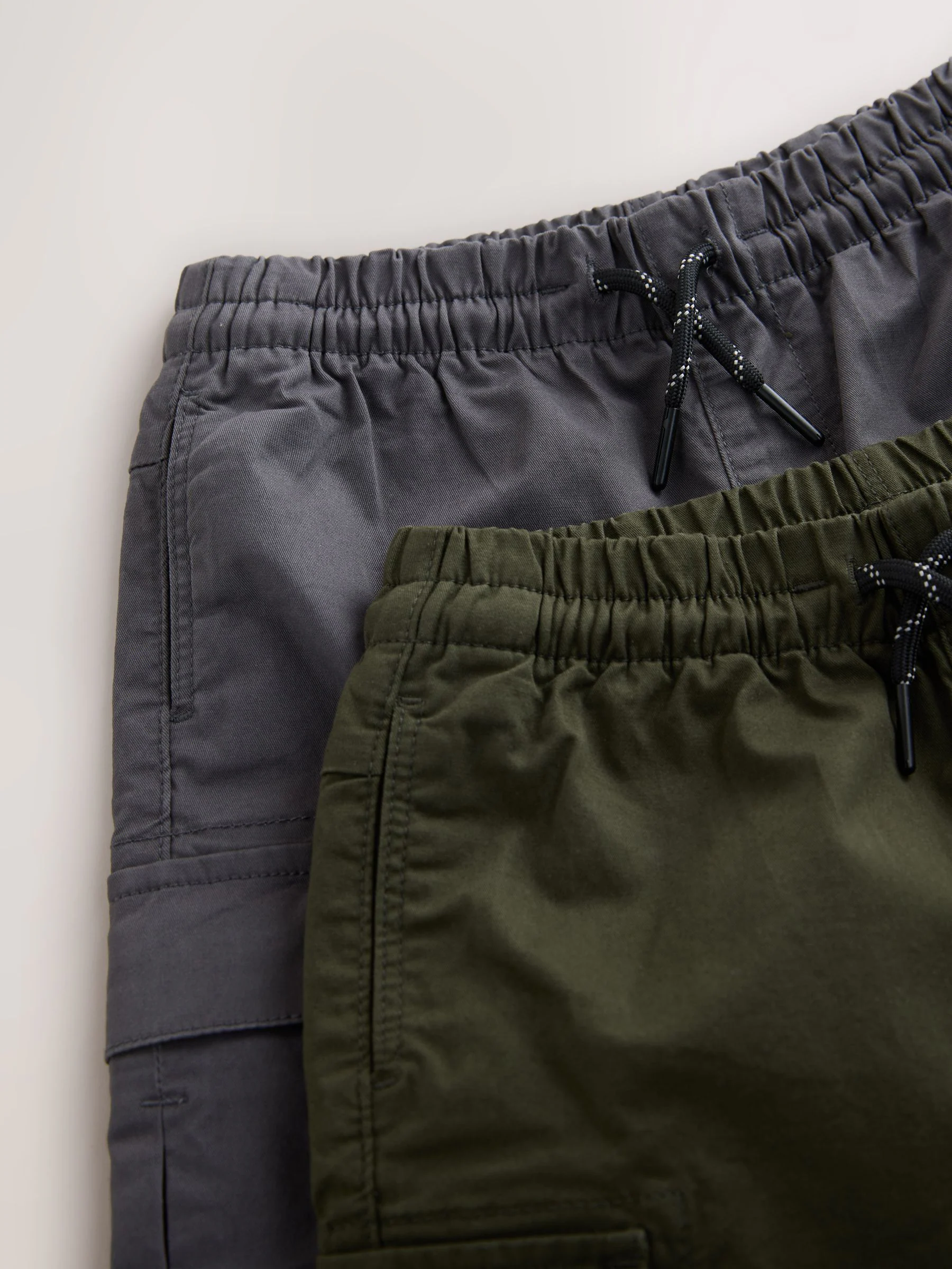 Kaki/grijs - Cargoshort (3-16jr)