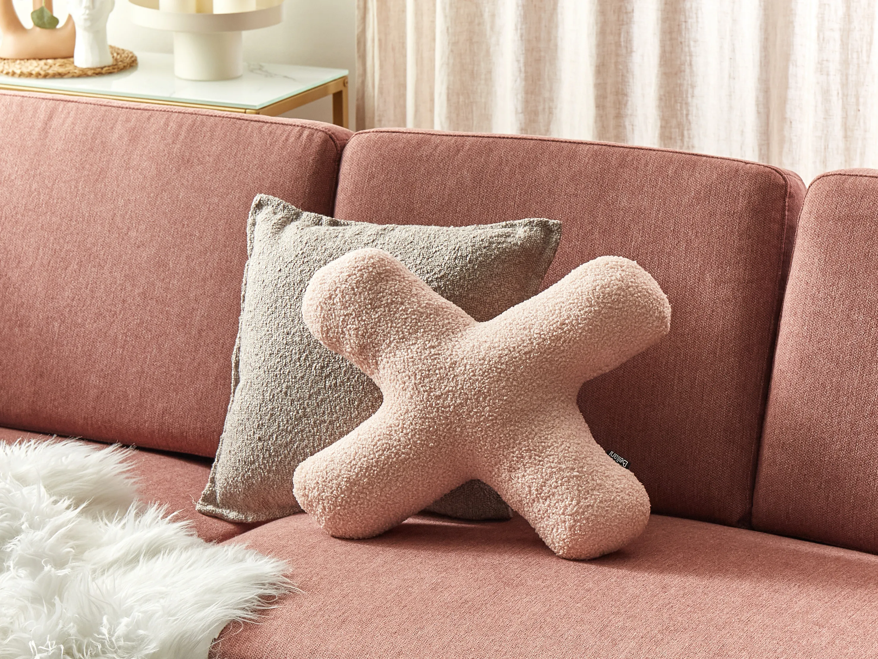 Set van 2 sierkussens HESPERIS Bouclé Pastelroze effen