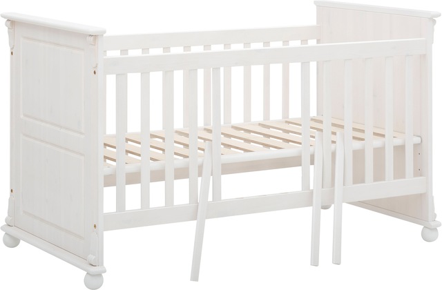 Lüttenhütt Babyzimmer-Komplettset »Aimo, luxoriöser Landhausstil, Messinggriffe,« Spar-Set, Kinderbett, Wickelkommode, Unterbauregal, 5 Schubladen, 3 Stk. tlg. aus Massivholz; FSC®-Holz aus gewissenhaft bewirtschafteten Wäldern