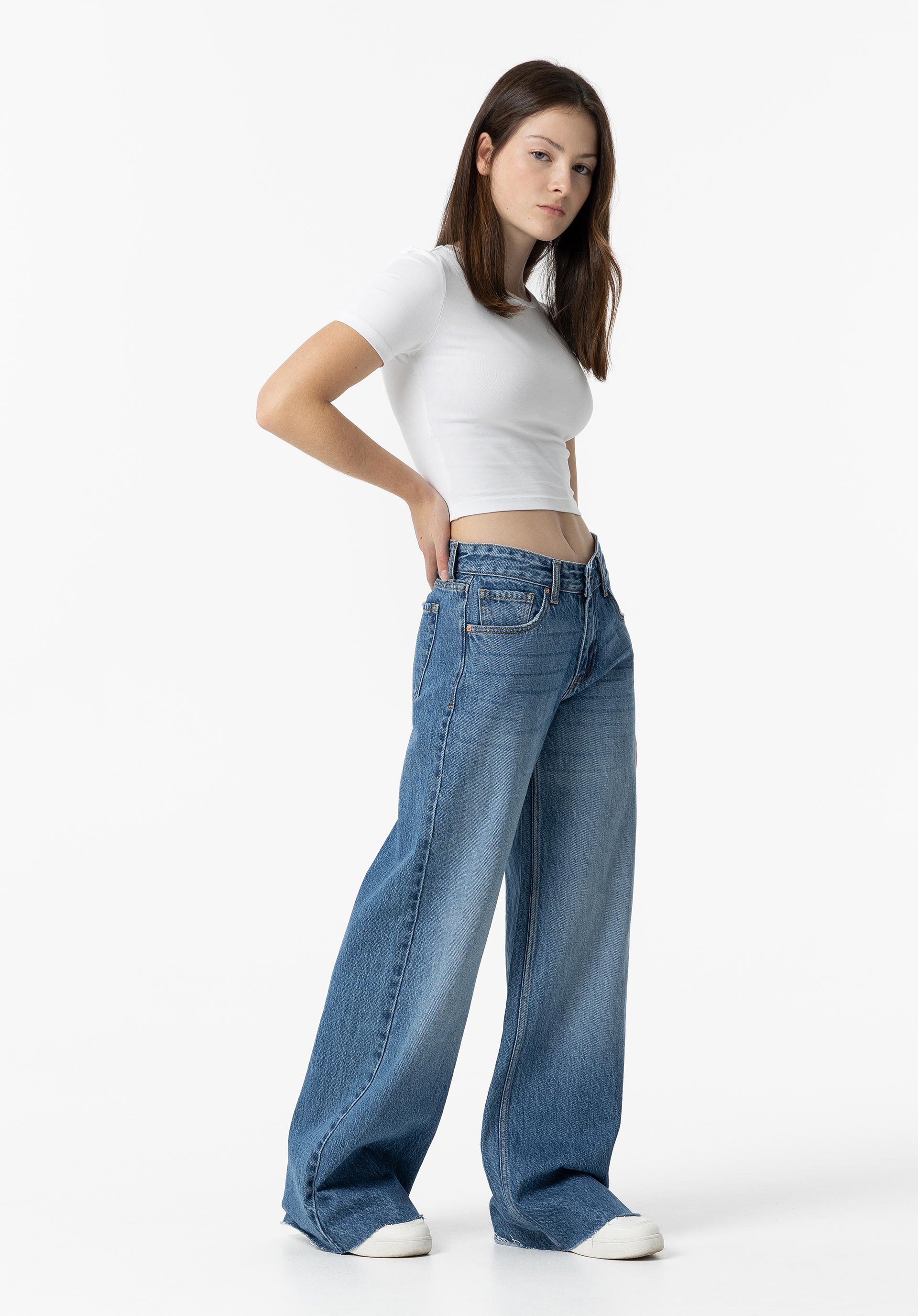 Jeans Charli Relax Wide Leg Cintura Baixa