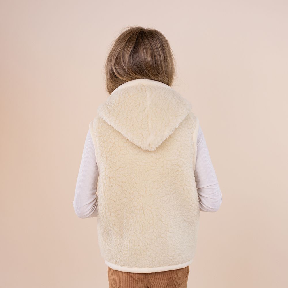 Moonrise kids wollen bodywarmer Amaris beige met capuchon