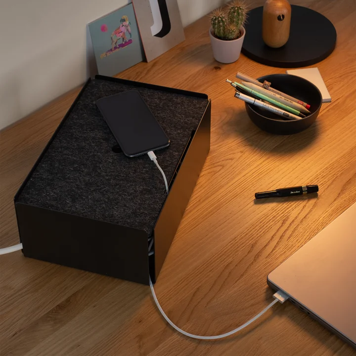 Konstantin Slawinski - Charge-Box, lichtgrau / Filz granit meliert