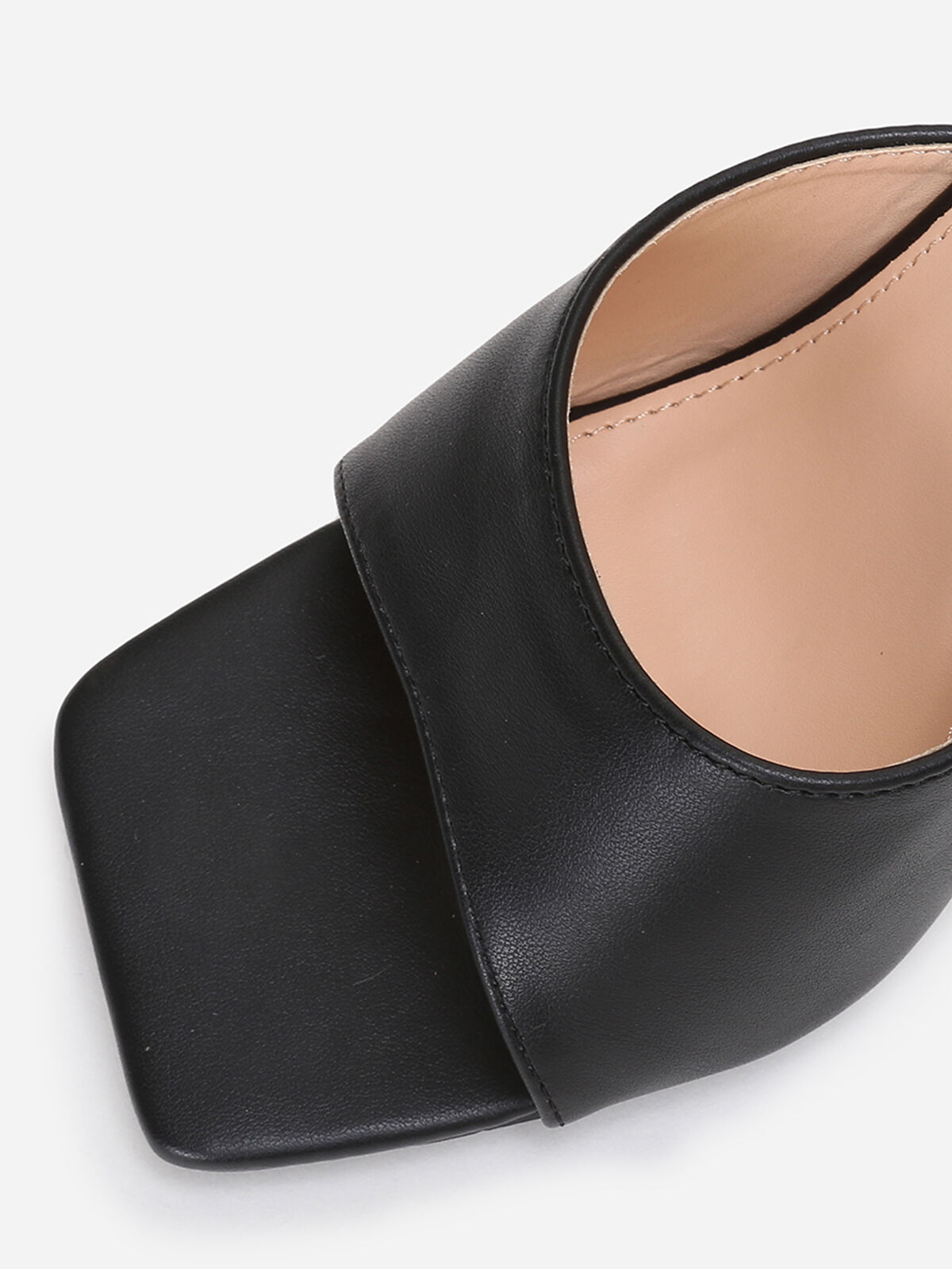 Mules en simili à large talon triangle- Noir
