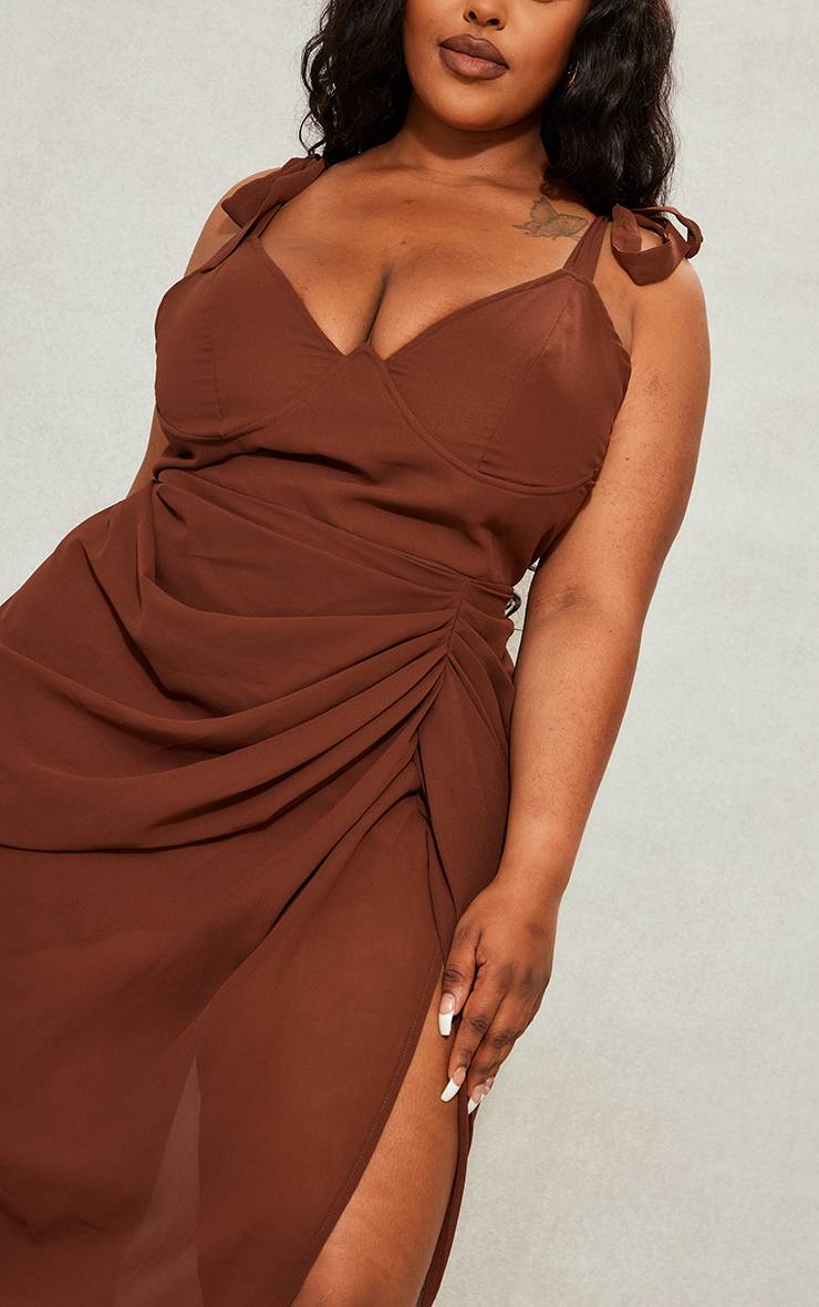 Chocolat Robe Midi Drapée Grande Taille Avec Détail À Armatures