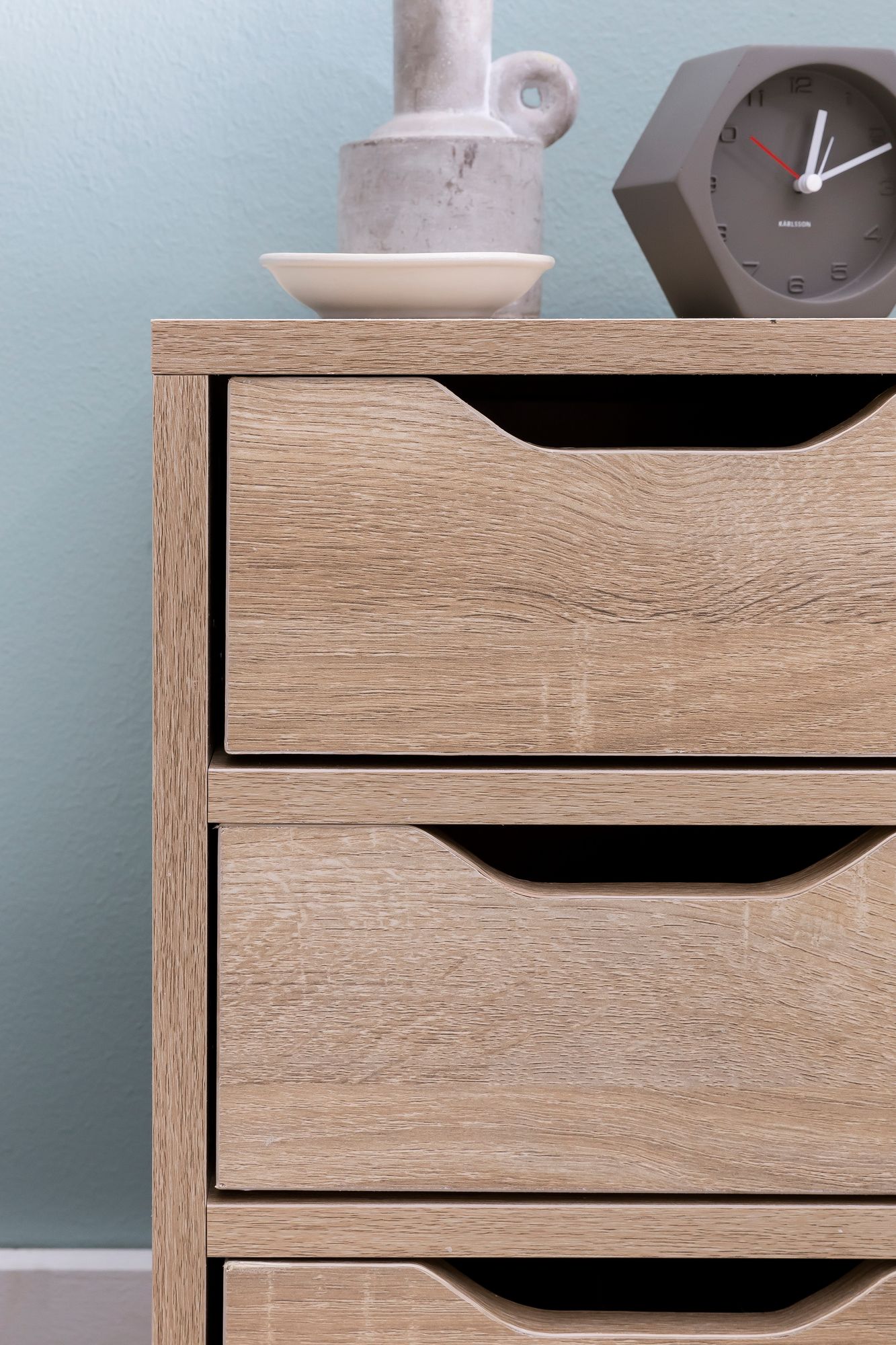KADIMA DESIGN Nachtkonsole mit 3 Schubladen: Modernes Design, 3 Schubladen, große Ablagefläche, Melaminharzbeschichtung, kratzfest, wasserabweisend.