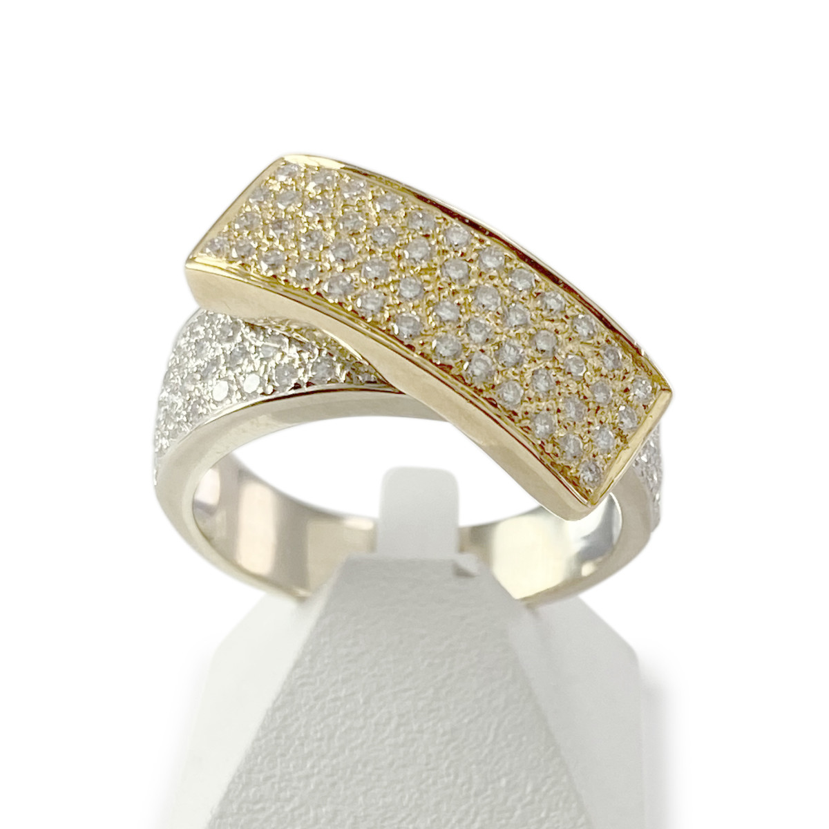 Bague d'occasion 2 ors 750 diamants
