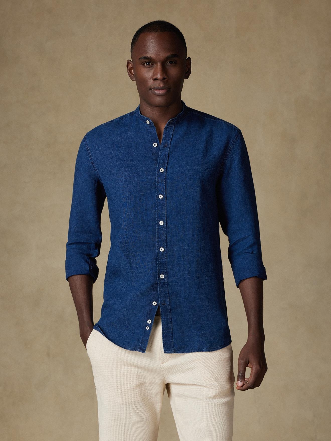 Chemise cintrée col mao Kurt en lin indigo