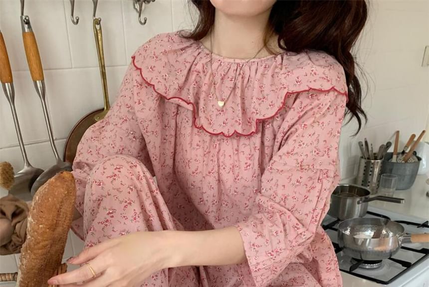 Sadelle - 3/4-mouw pyjamajurk met bloemenprint / pyjamatop / broek / set