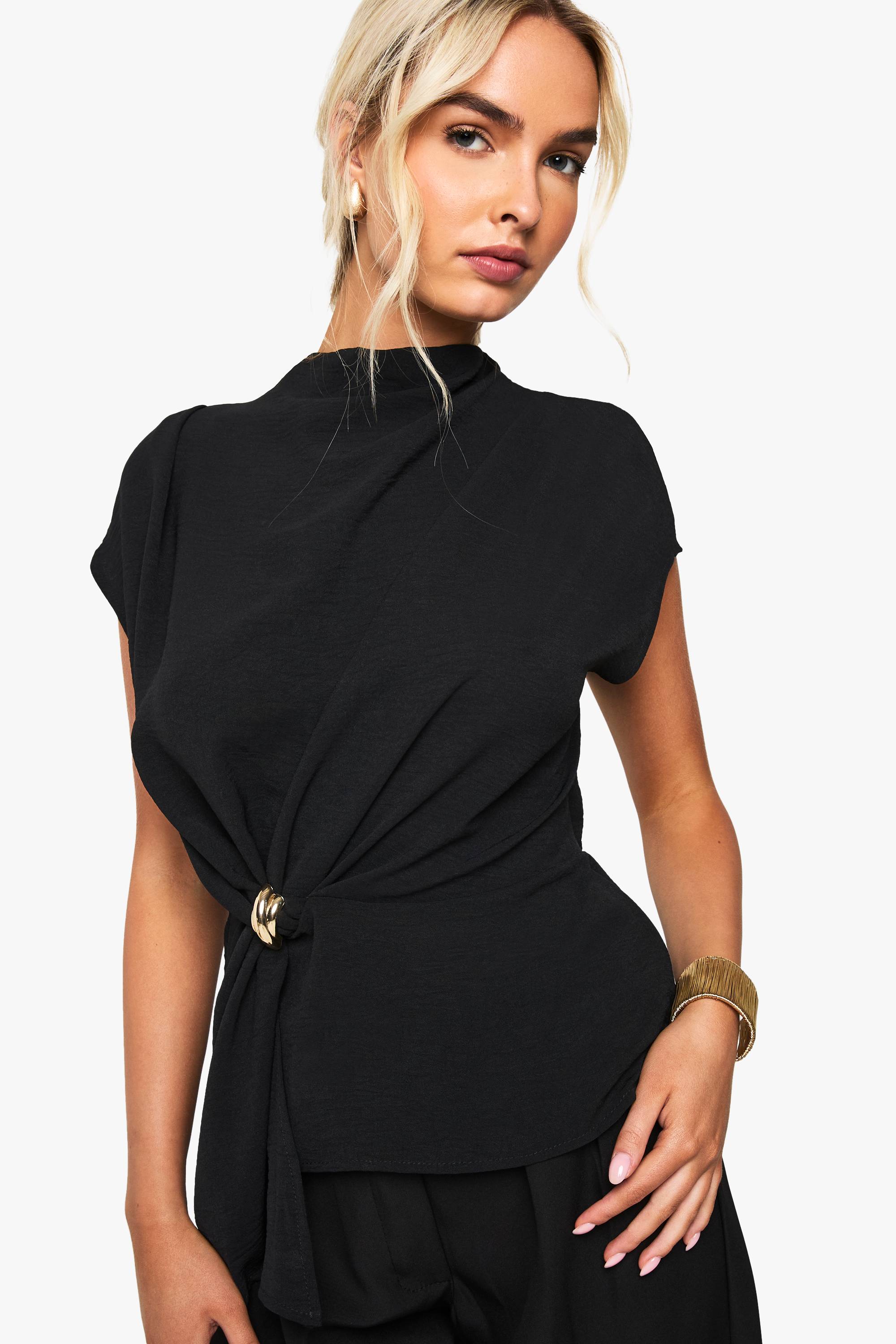 boohoo Chemisier à encolure cache-cœur avec bordure dorée martelée