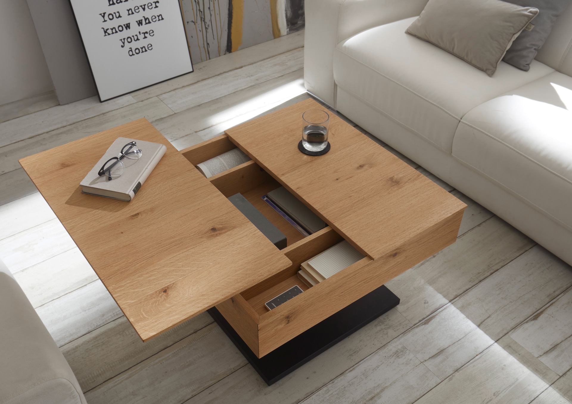 CASAVANTI Couchtisch ASHTON 79 x 79 cm Metall Eiche furniert