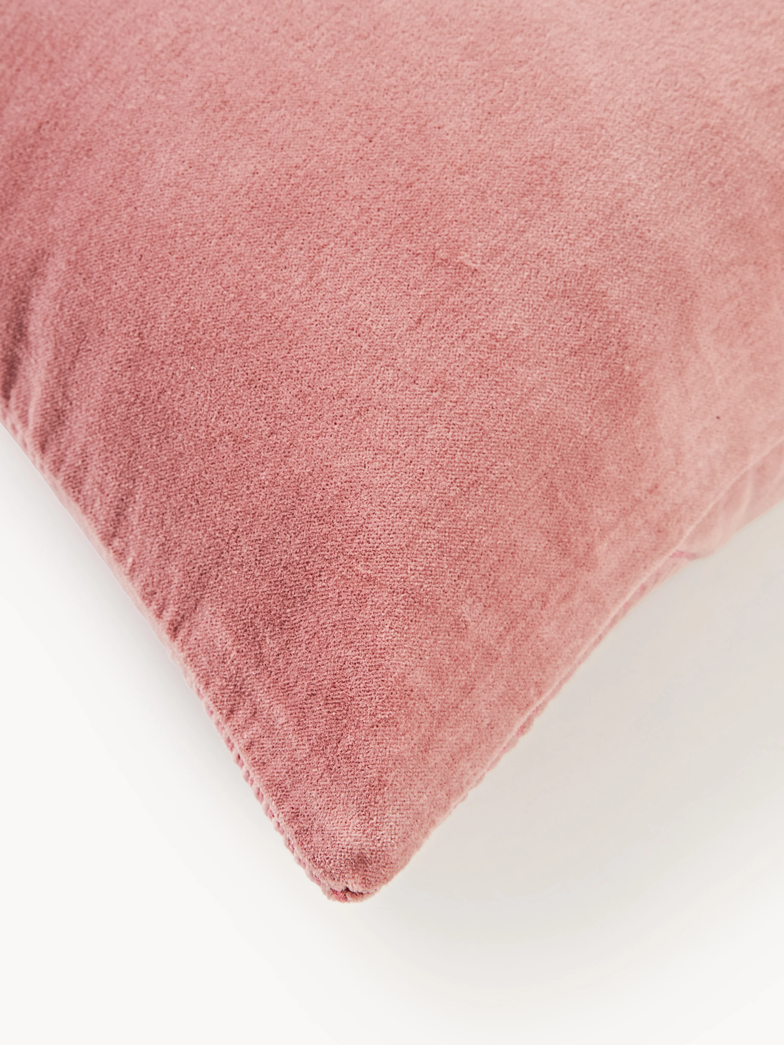 Geborduurde kussenhoes Verina met geometrisch patroon