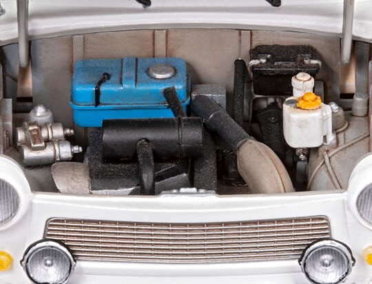 Revell - Trabant 601S Modelbil Byggesæt - 1:24 - Level 4 - 07713