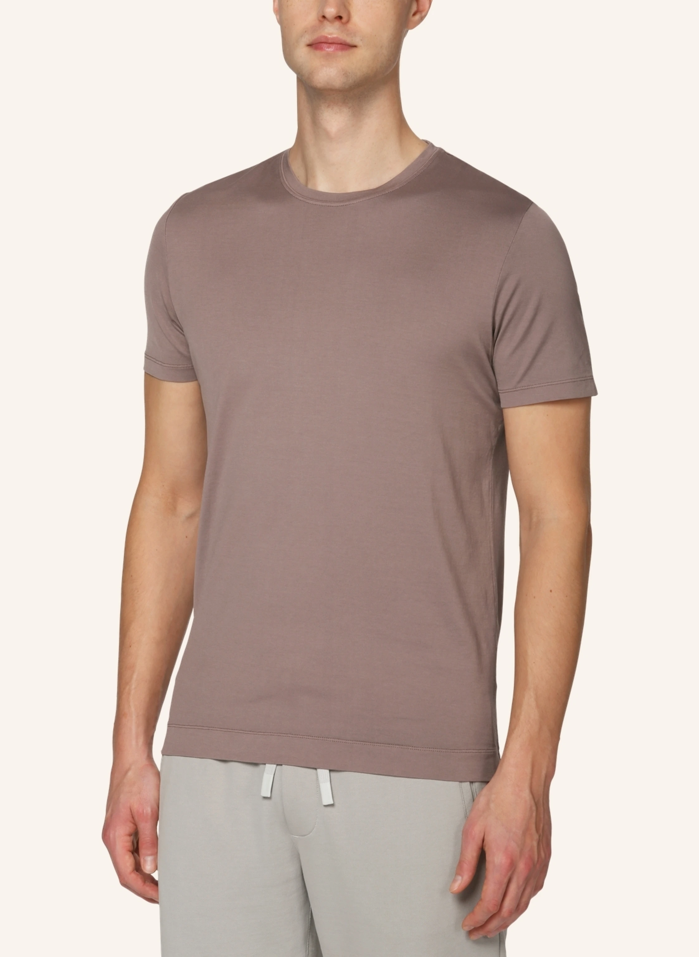 TRUSTED HANDWORK Round Neck 1/2-Sleeve T-Shirt
