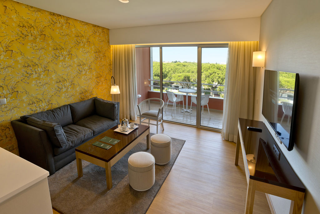Falesia Hotel Logies en ontbijt - Hotel