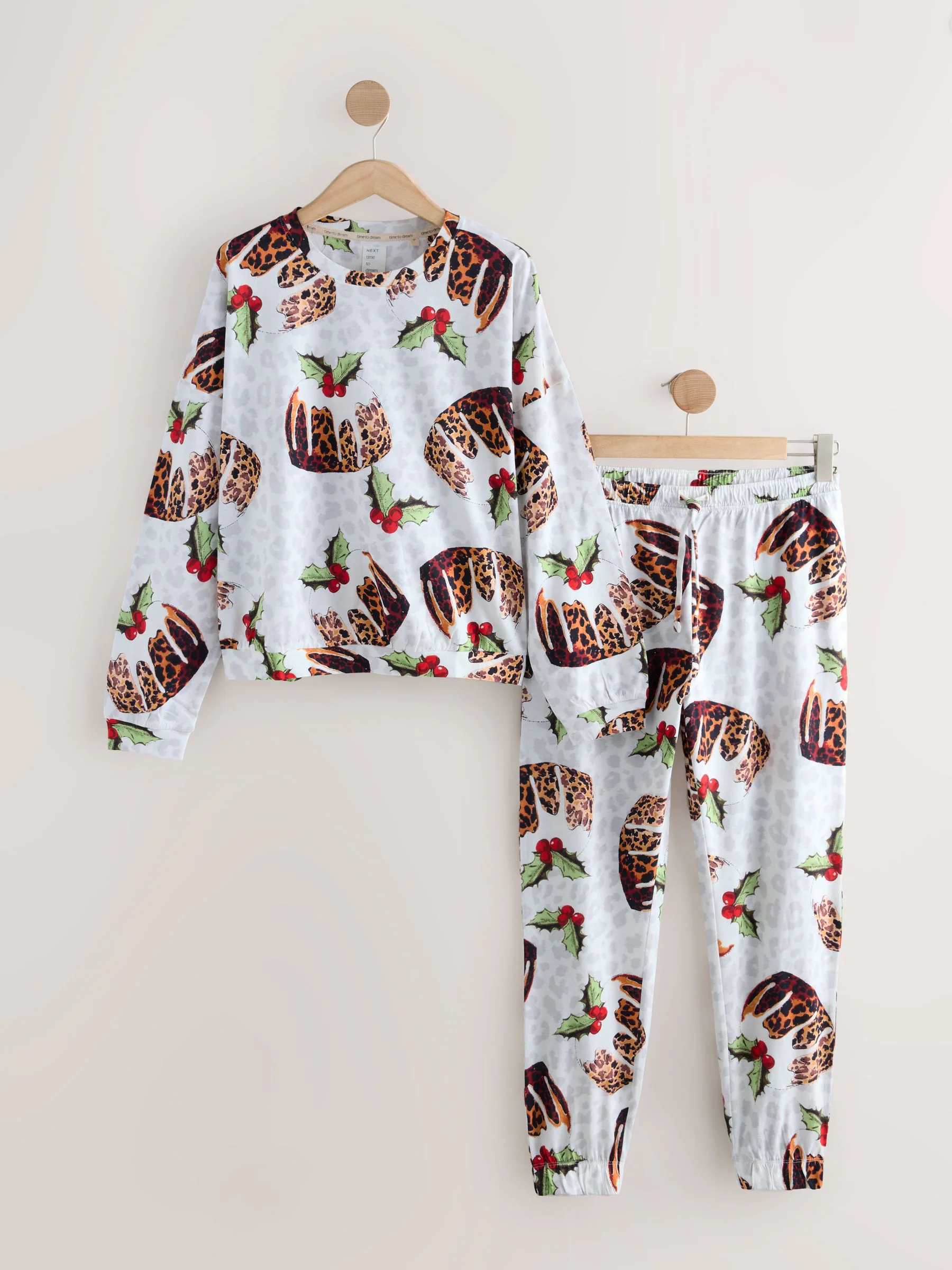Crèmekleurige kerstpudding - Pyjama met lange mouwen