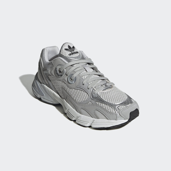 ADIDAS ORIGINALS ASTIR