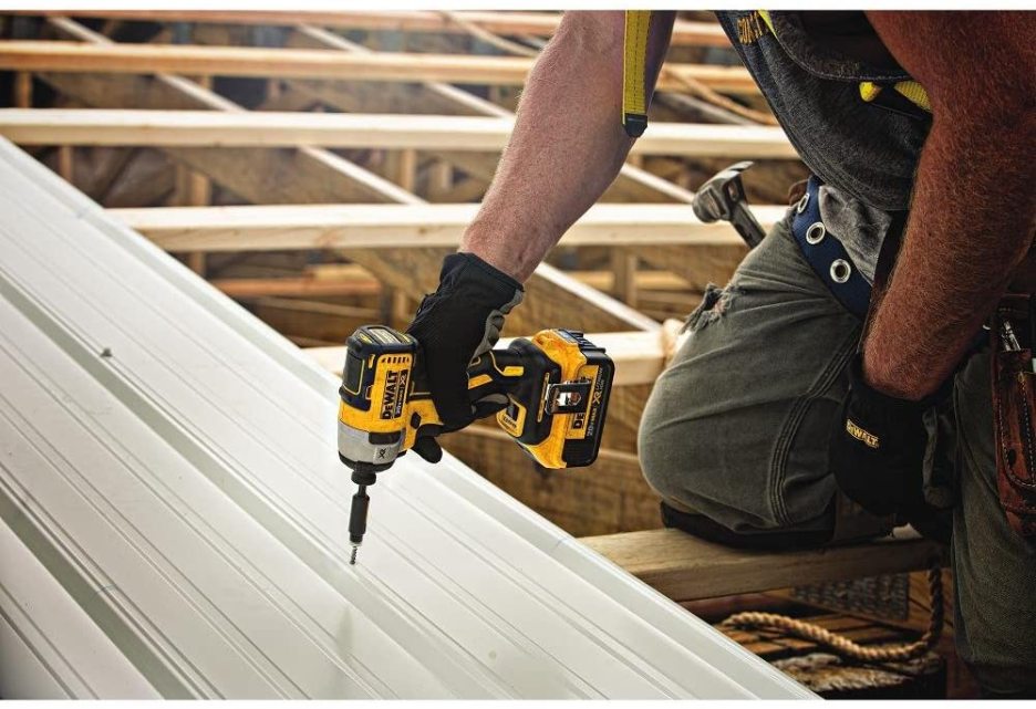 DEWALT 20V MAX XR Drywall Screwgun and Impact Screwdriver Kit, 2.0 Amp Hour (DCK267D2)