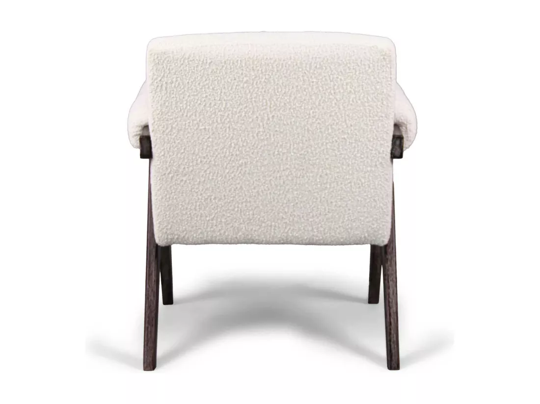 Avana - Fauteuil en bois massif de Parawood et tissu bouclé anti-tache