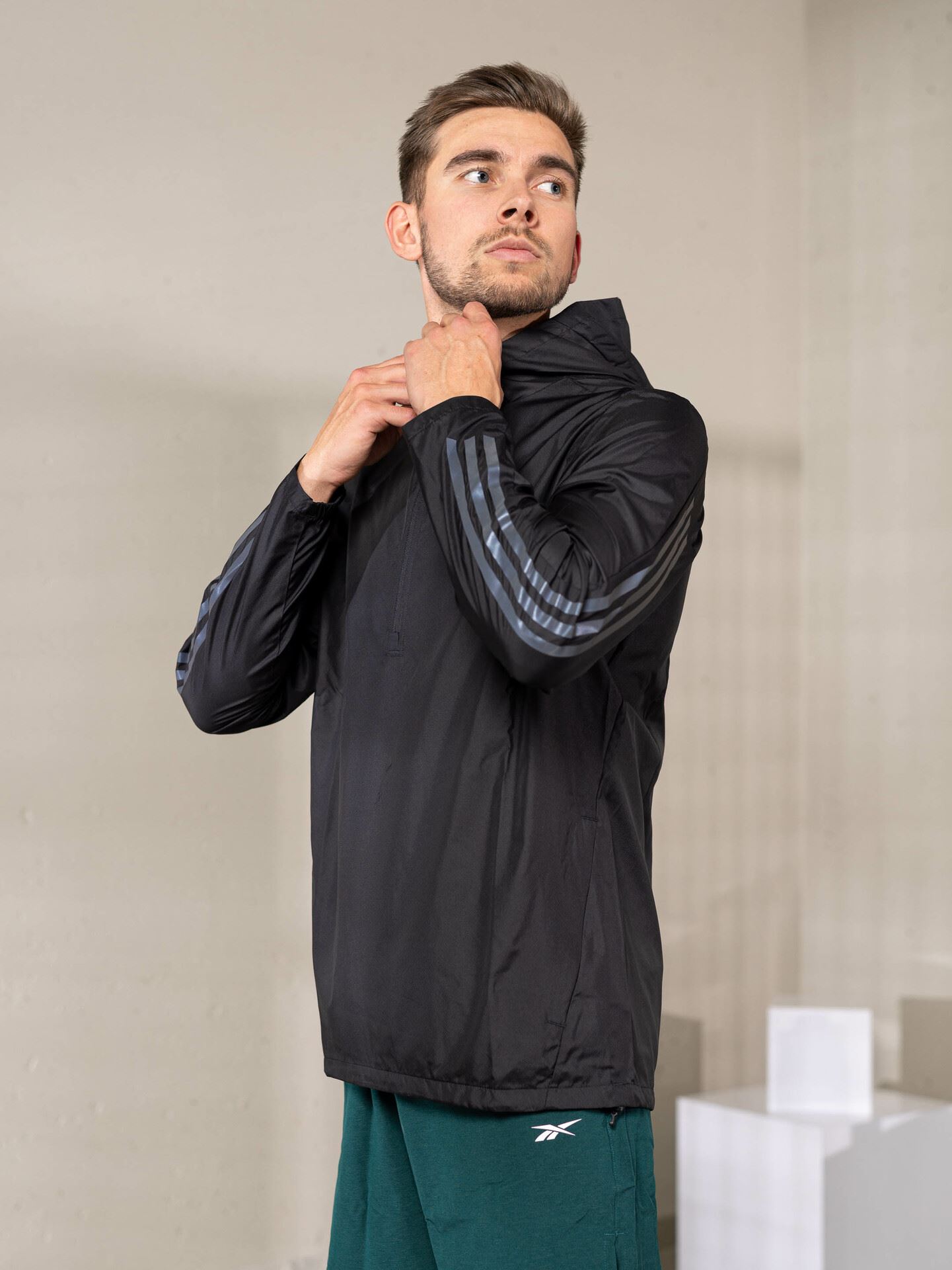 Run Icons Jacket
