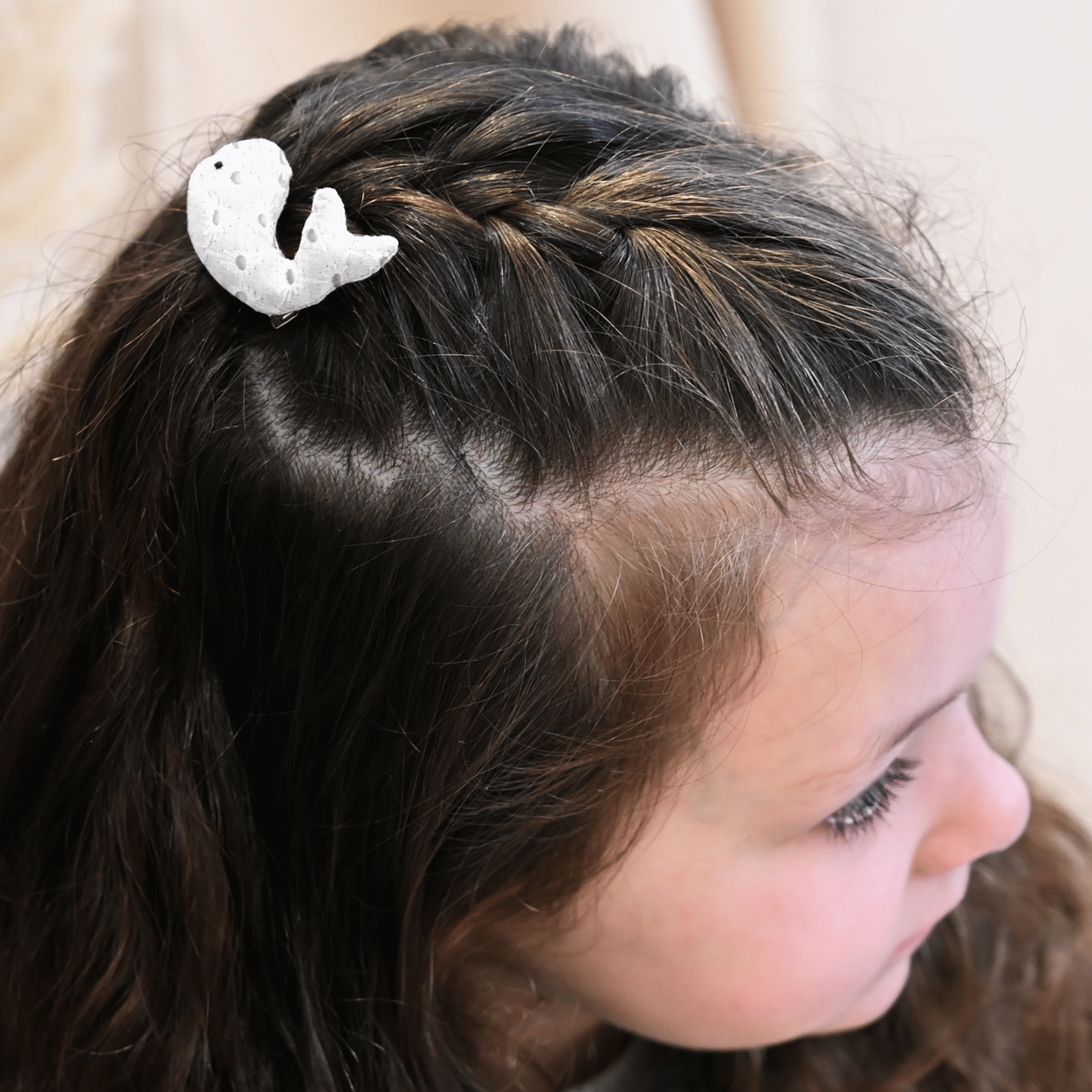 Barrette Baleine Broderie Anglaise