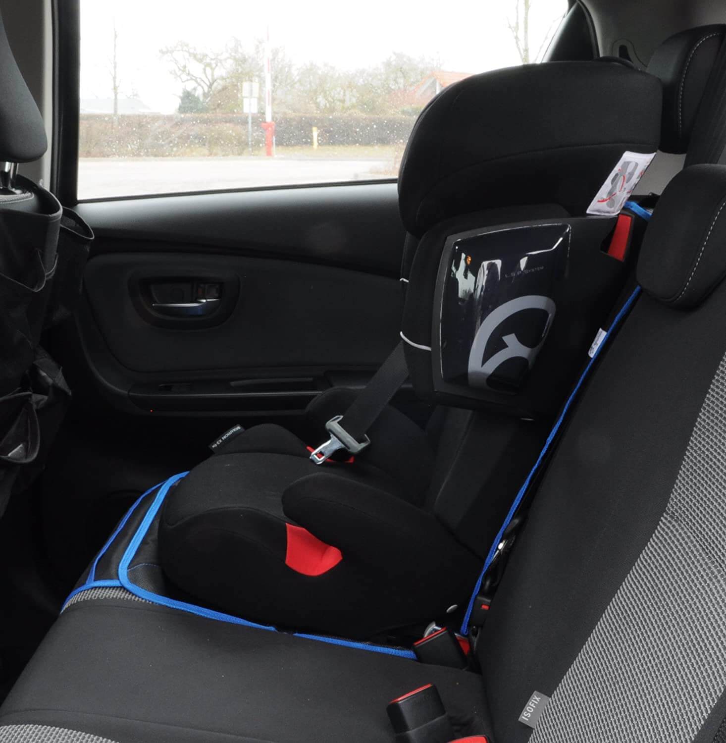 Wumbi Sitzschutz Blau Sitzbezug Kindersitzunterlage Wasserabweisend Sitzschoner Isofix Rutschfest