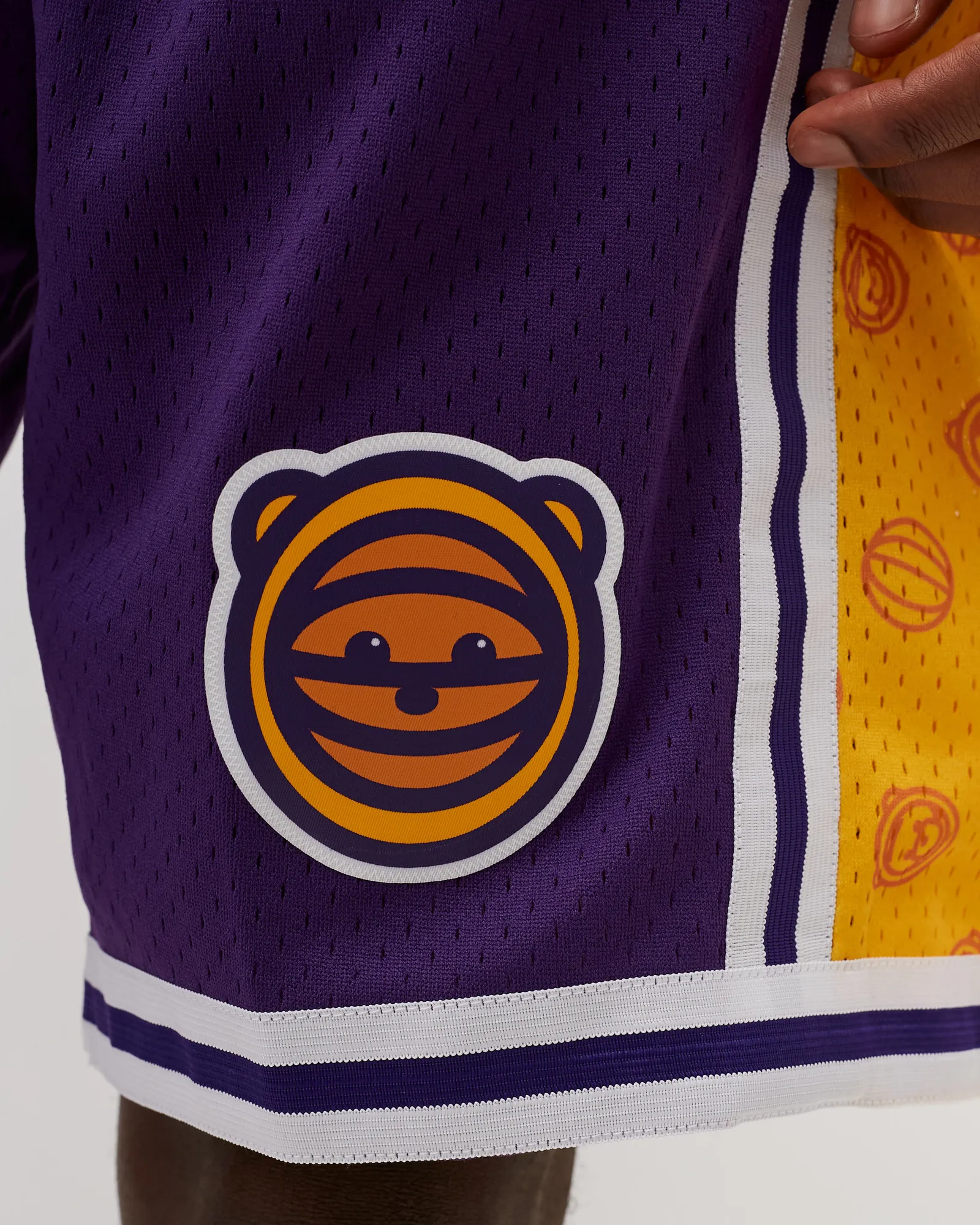 Mitchell & Ness OZUNA X MN NBA Los Angeles Lakers SWINGMAN SHORTS