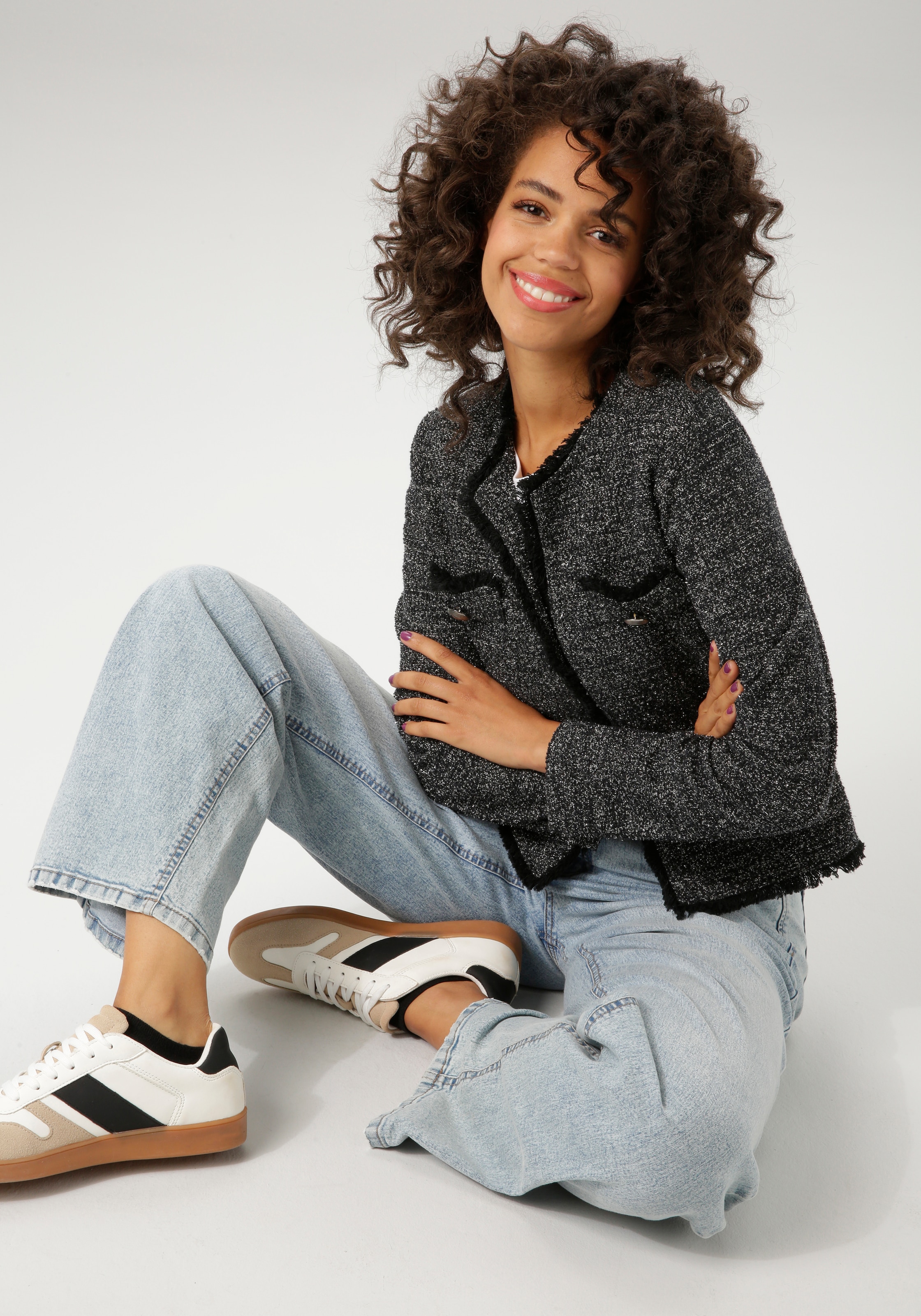 Aniston CASUAL Kurzblazer , aus meliertem Bouclé-Jacquard mit Glanzfäden - NEUE KOLLEKTION