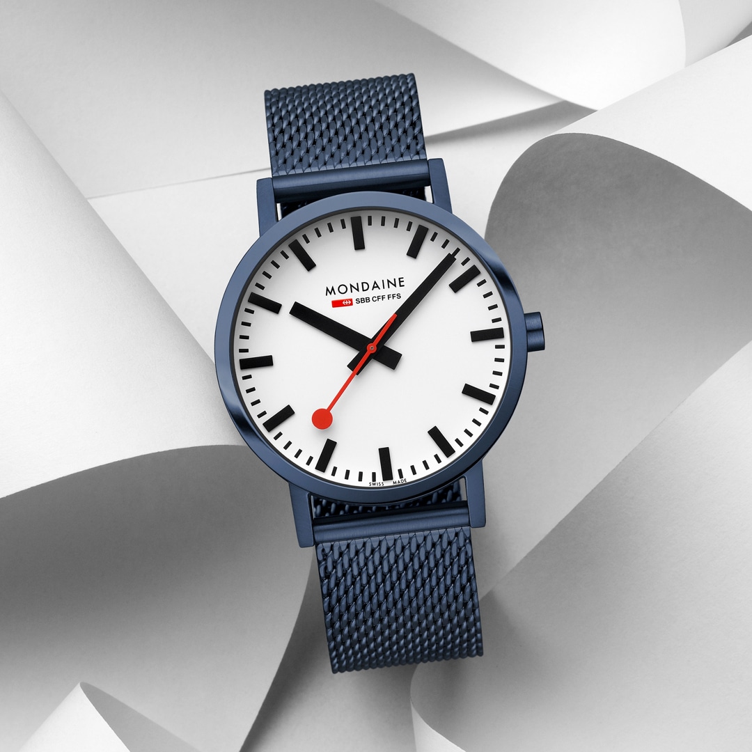 Mondaine Classic Blau 40mm