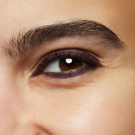 M·A·C Cosmetics Crayon gel eyeliner Graphic content