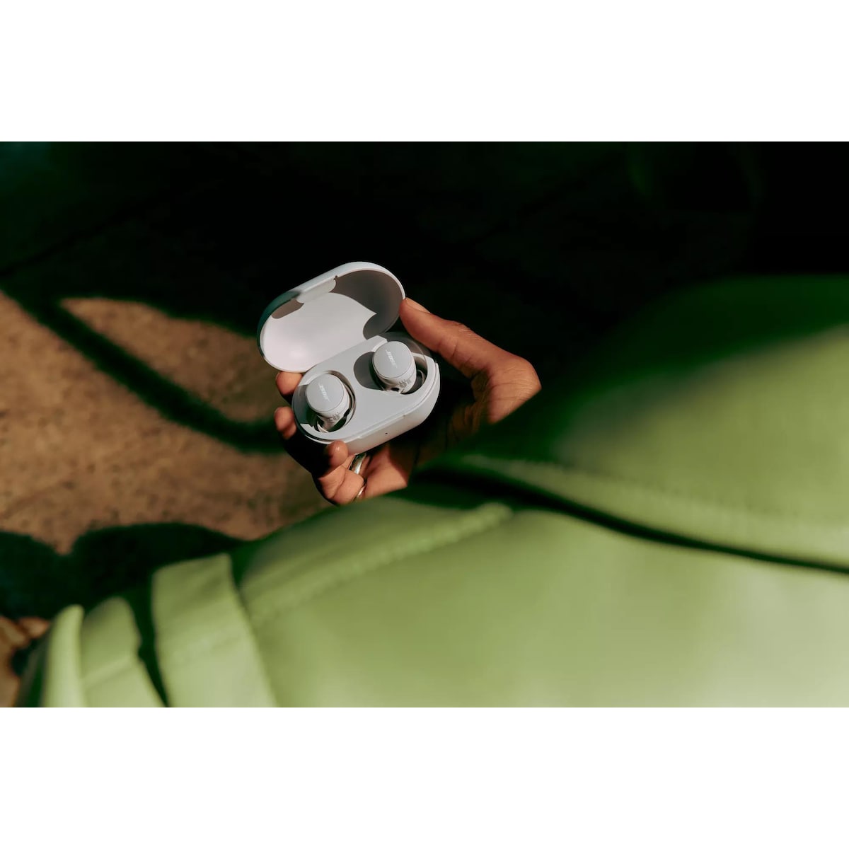 Bose QuietComfort trådløse in-ear hodetelefoner (hvit røyk)