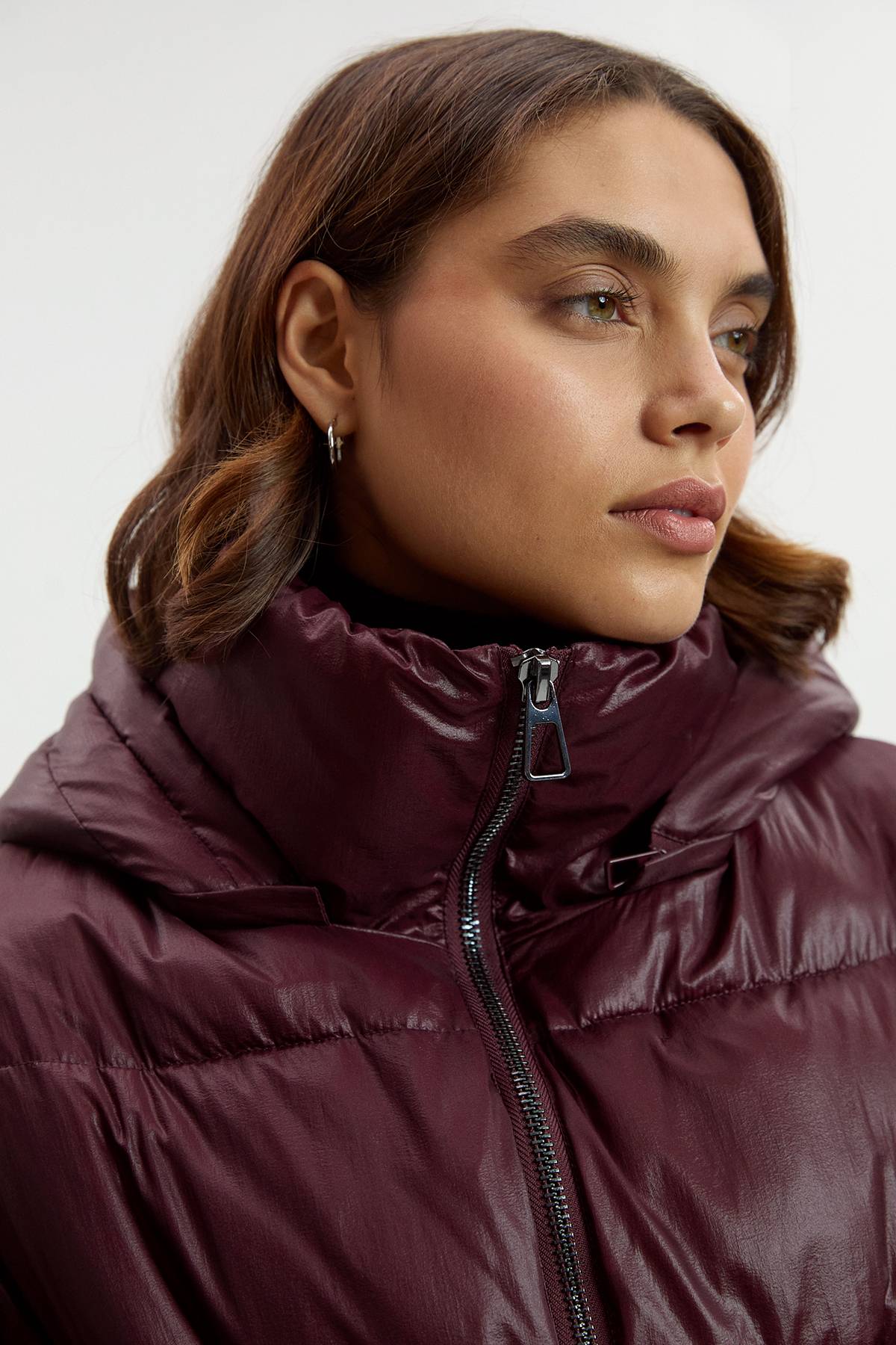 KarenMillen Veste Matelassée à Casynthétiqueche avec Cordon de Serrage à la Taille et Poignets Côtelés