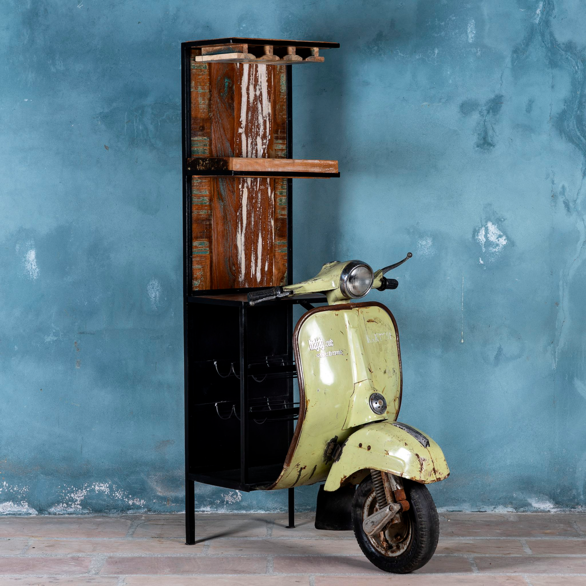 Bartafel old scooter Ahana #1